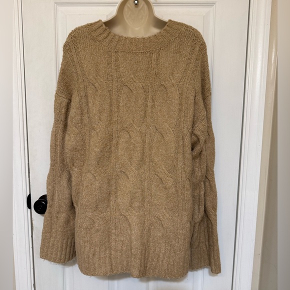American Eagle Cable Knit Sweater Beige Tan Oversized Cozy Crewneck M - Picture 2 of 8